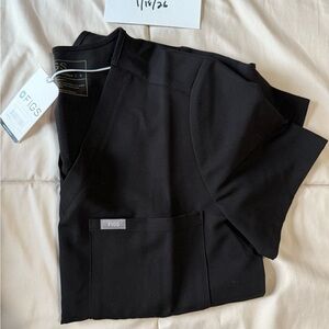 FIGS Black Scrub Top